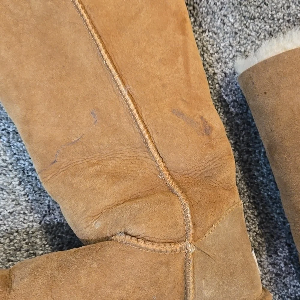 Ugg Australia Women's 1873 Bailey ButtonShearling Button Boot Leather Shoes Sz 7
